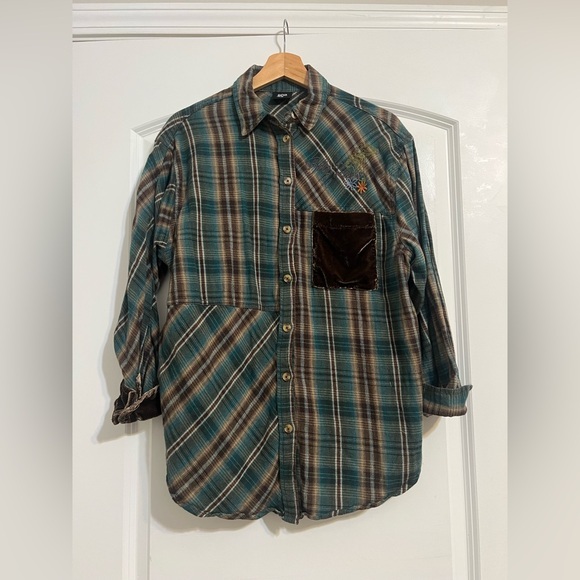 BDG Jeans Patchwork Flannel - Picture 1 of 8